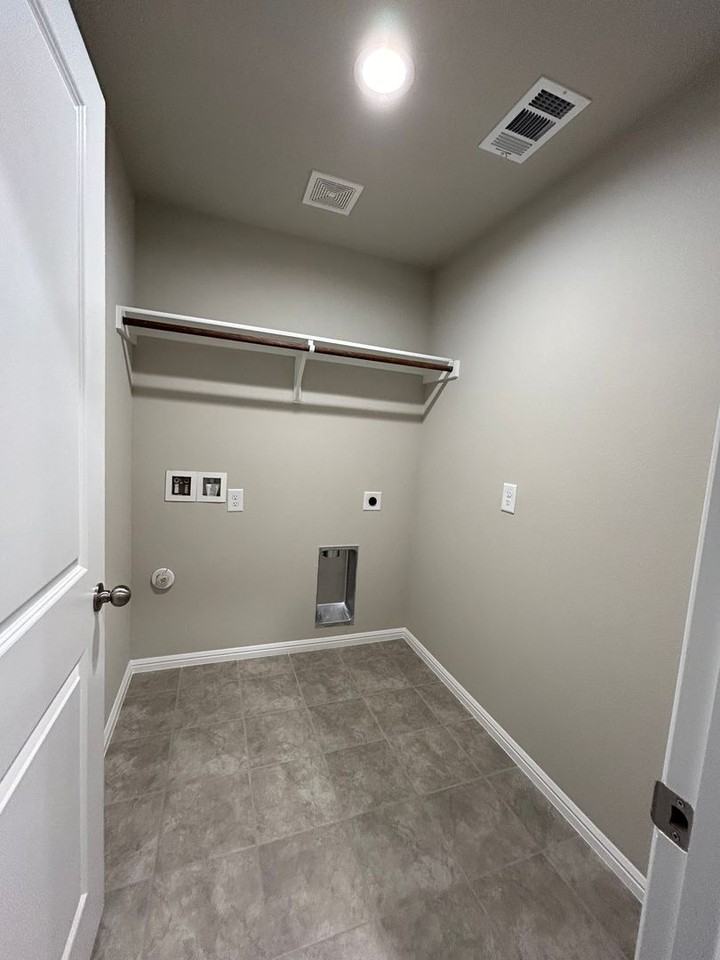 7300 White Cliff Rd - Photo 6 of 18