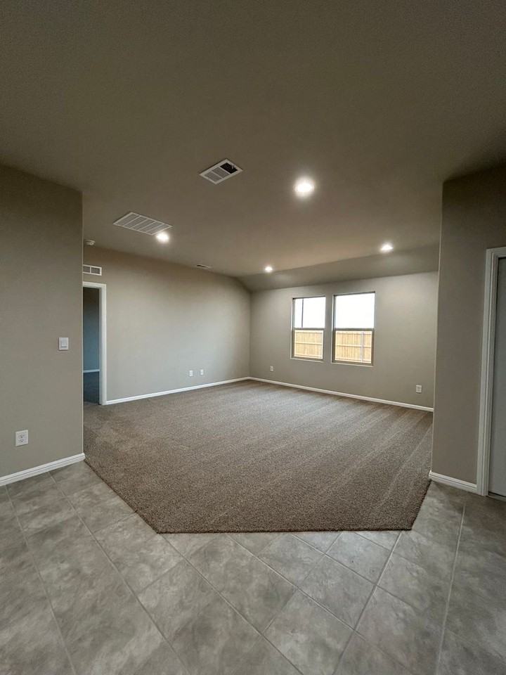 7300 White Cliff Rd - Photo 7 of 18