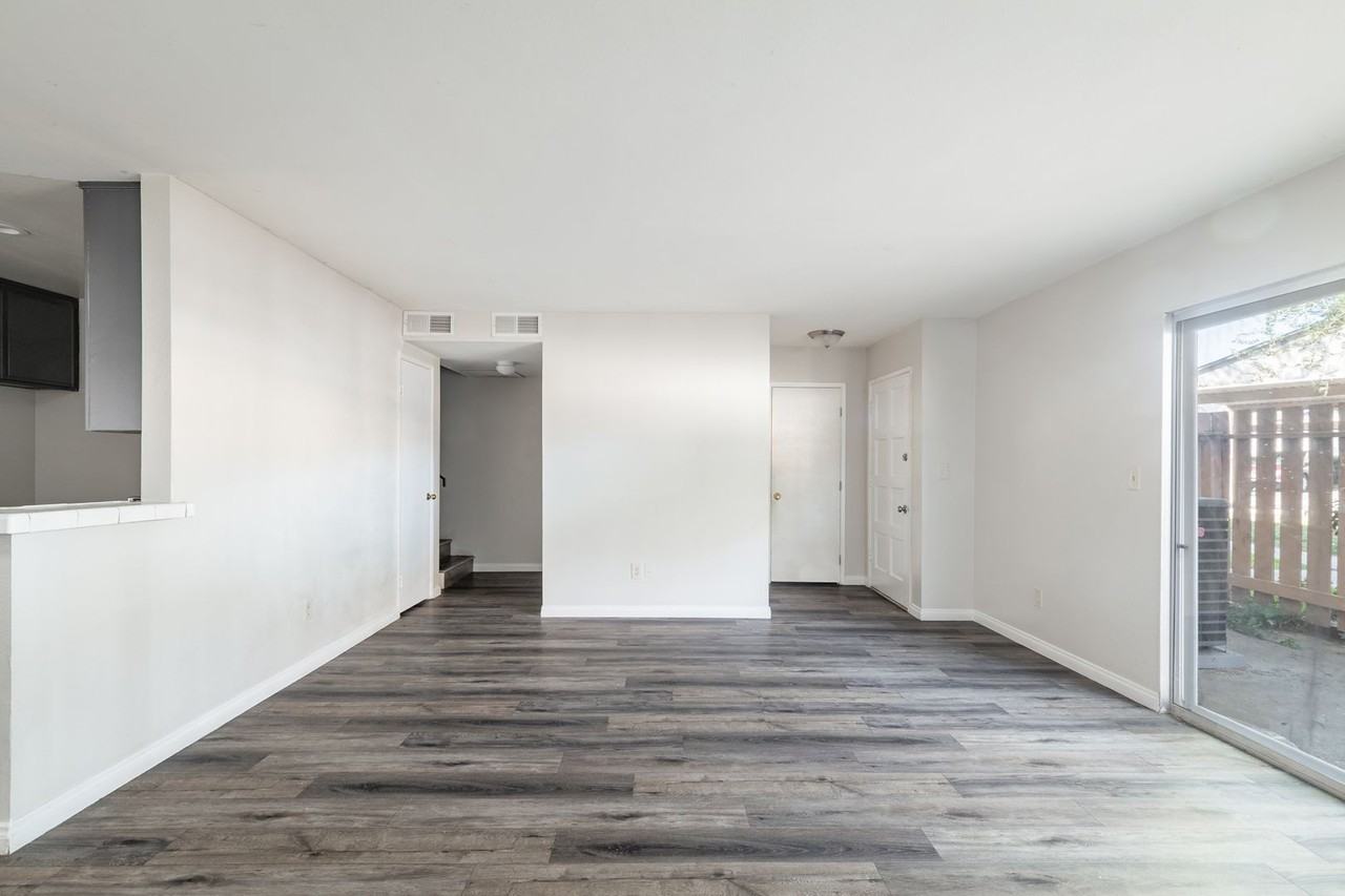 2300 S Hacienda Blvd #G4 - Photo 3 of 32