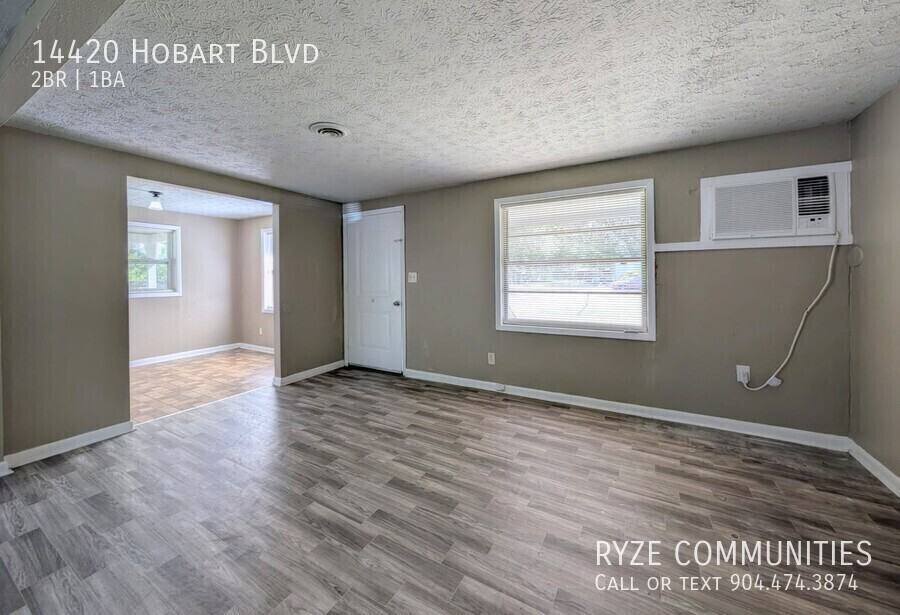 HOBART & - Photo 5 of 18