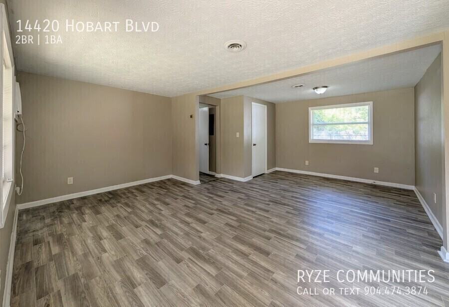 HOBART & - Photo 7 of 18