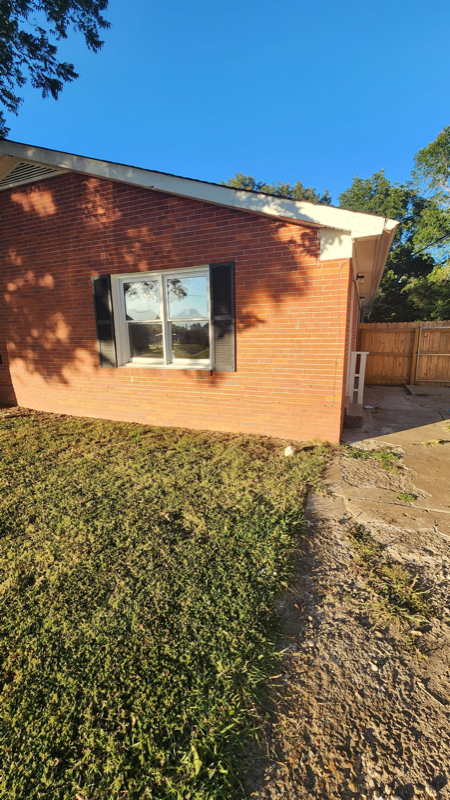 3072 Ragsdale Dr - Photo 2 of 11