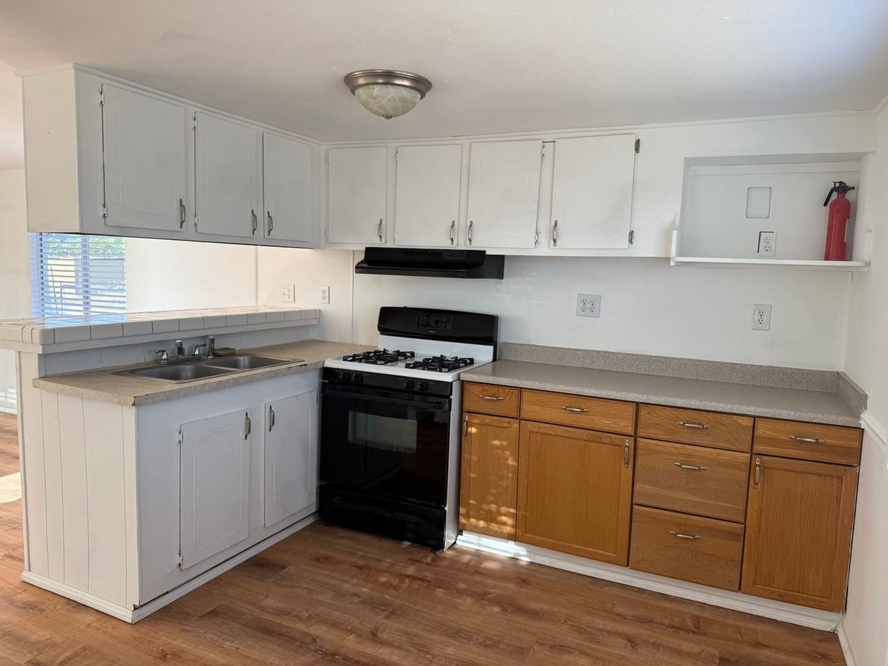 4212 4212 W Ward Ave - 4212 W Ward Ave - Photo 6 of 19