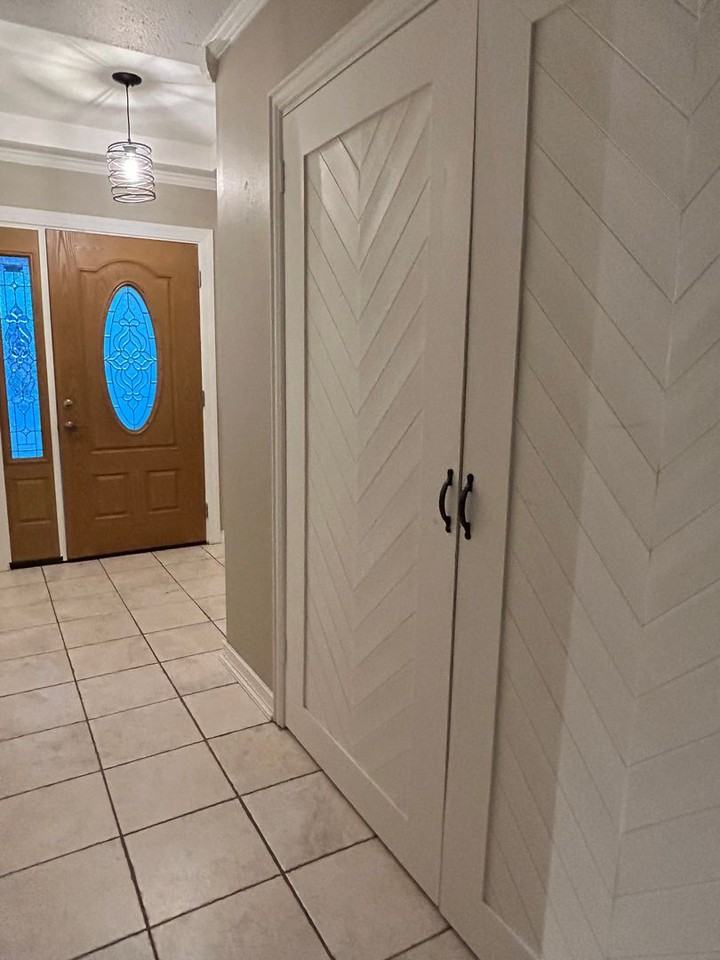 4607 Garden Ln - Photo 4 of 23