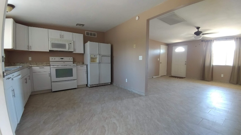 3947 E Drexel Rd - Photo 4 of 15