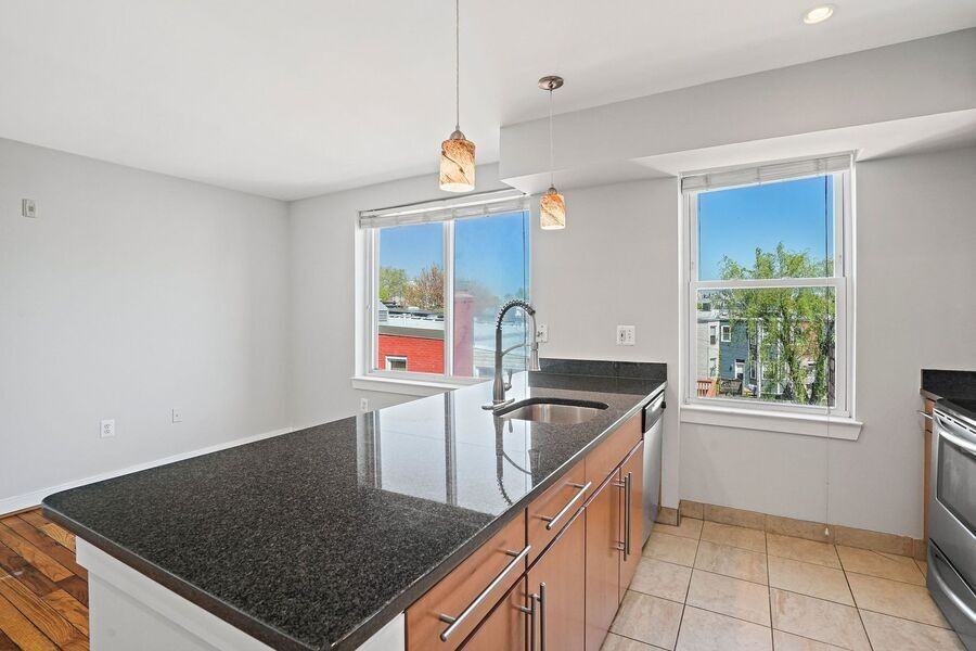 420 16th St Se #309 - Photo 5 of 29