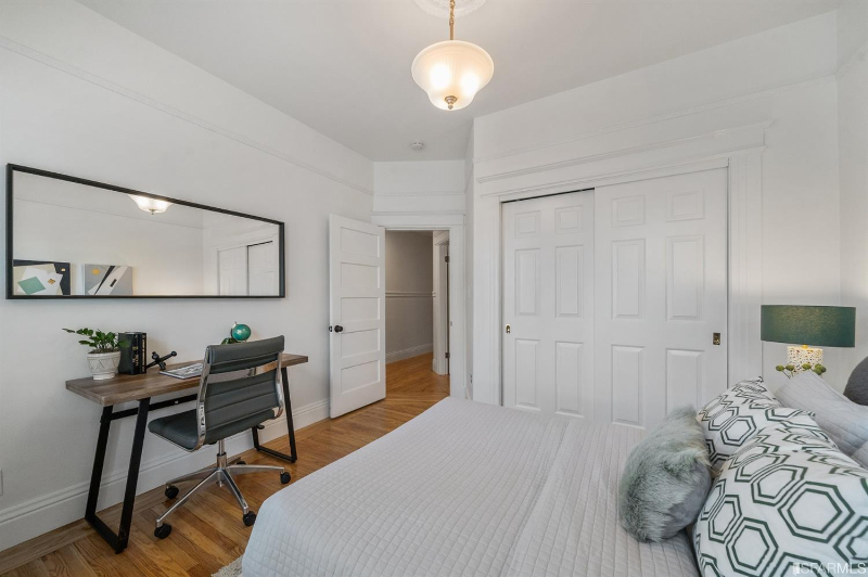 3177 California St - Photo 6 of 19