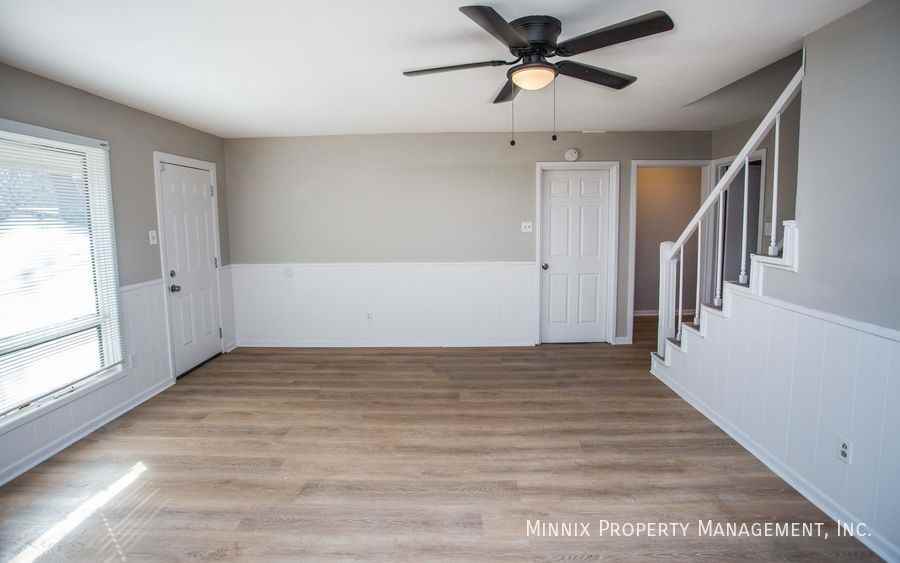 1923 67th St - Photo 5 of 32