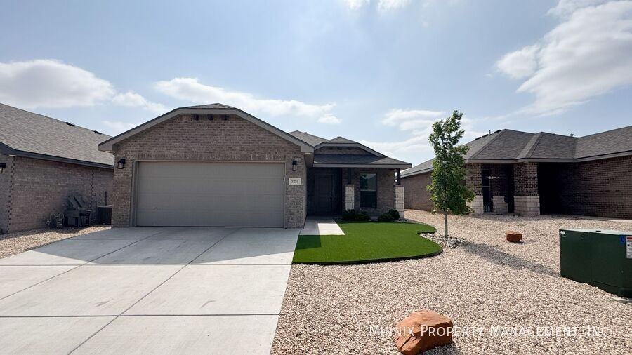 3219 Abbeville Ave - Photo 3 of 29