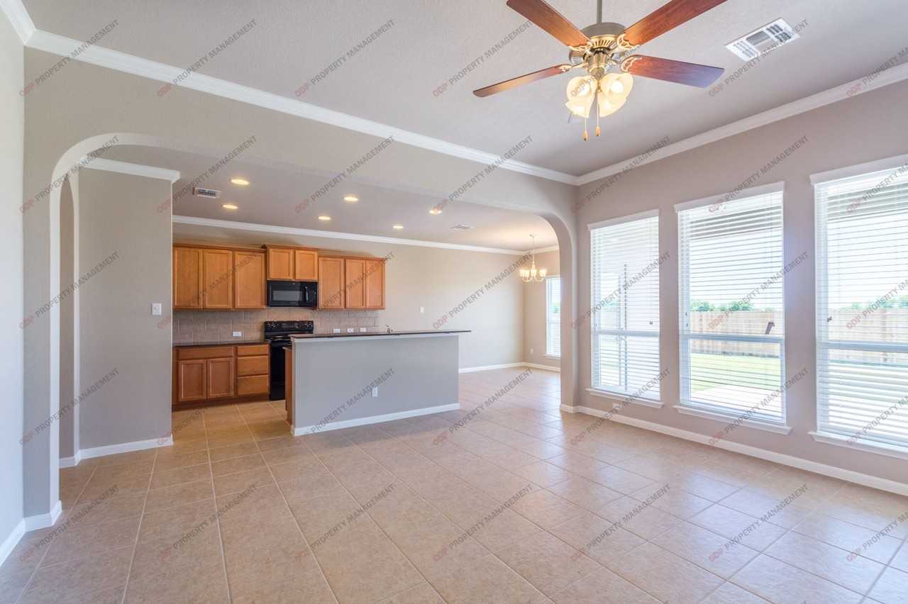 7211 Boulder Star Way - Photo 5 of 46