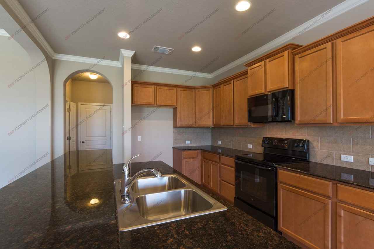 7211 Boulder Star Way - Photo 6 of 46