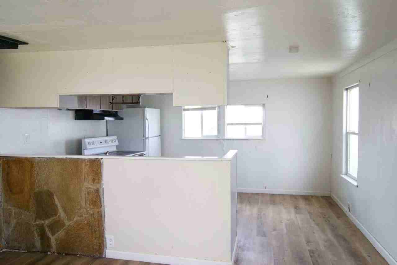 7504 S 2000 W - Photo 3 of 7