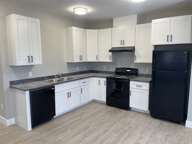 1910 Strand Ave #101 - Photo 2 of 20