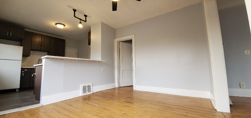 351 Edgewood Pl #2 - Photo 4 of 16