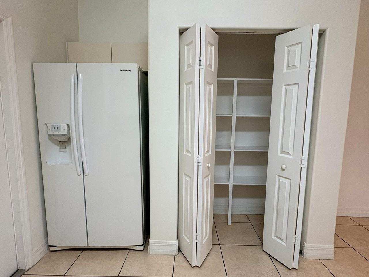 3824 Sw 8th Pl - Photo 5 of 17