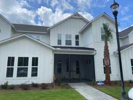 featured image of 314 Bleecker St S