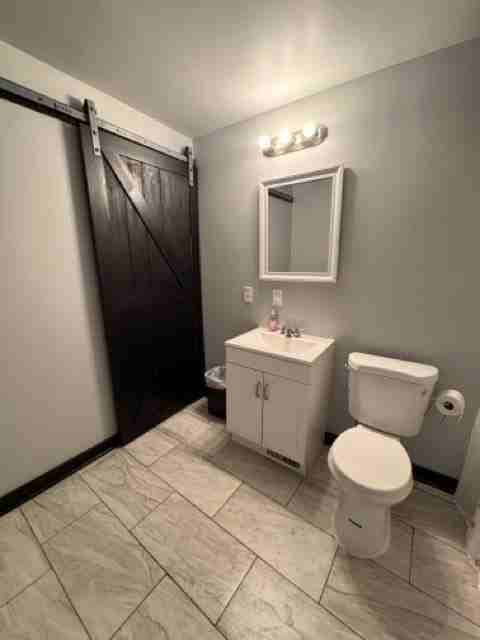 16261 Tuller St - Photo 3 of 27