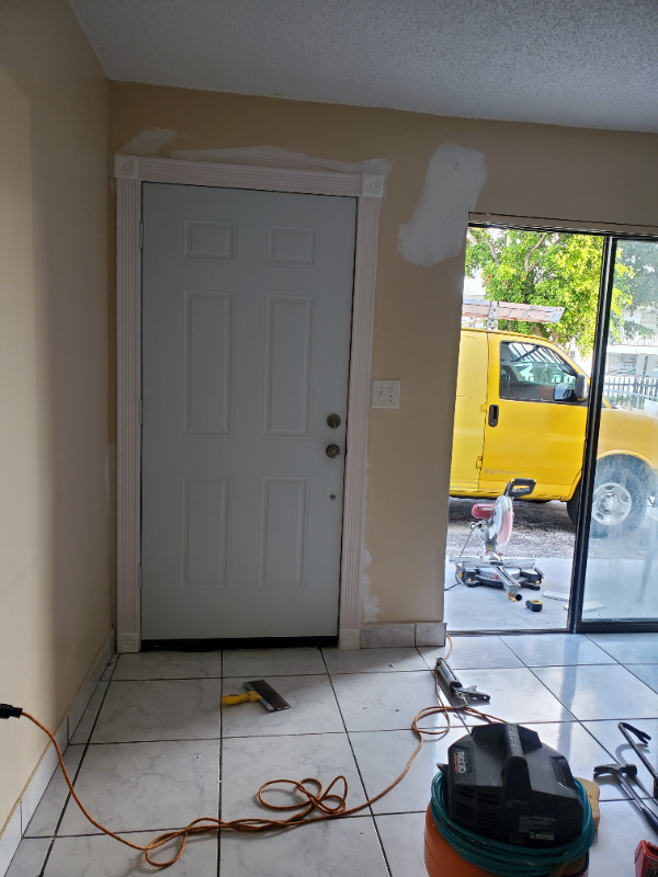 43 St West #43ST - Photo 5 of 16