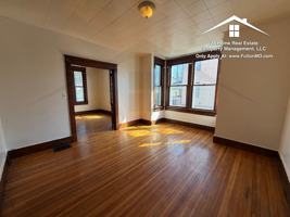 featured image of 408 E 5th St