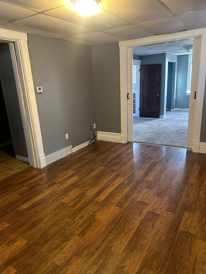 208 Mckinley St - Photo 4 of 9