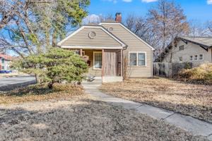 featured image of 456 N Roosevelt St