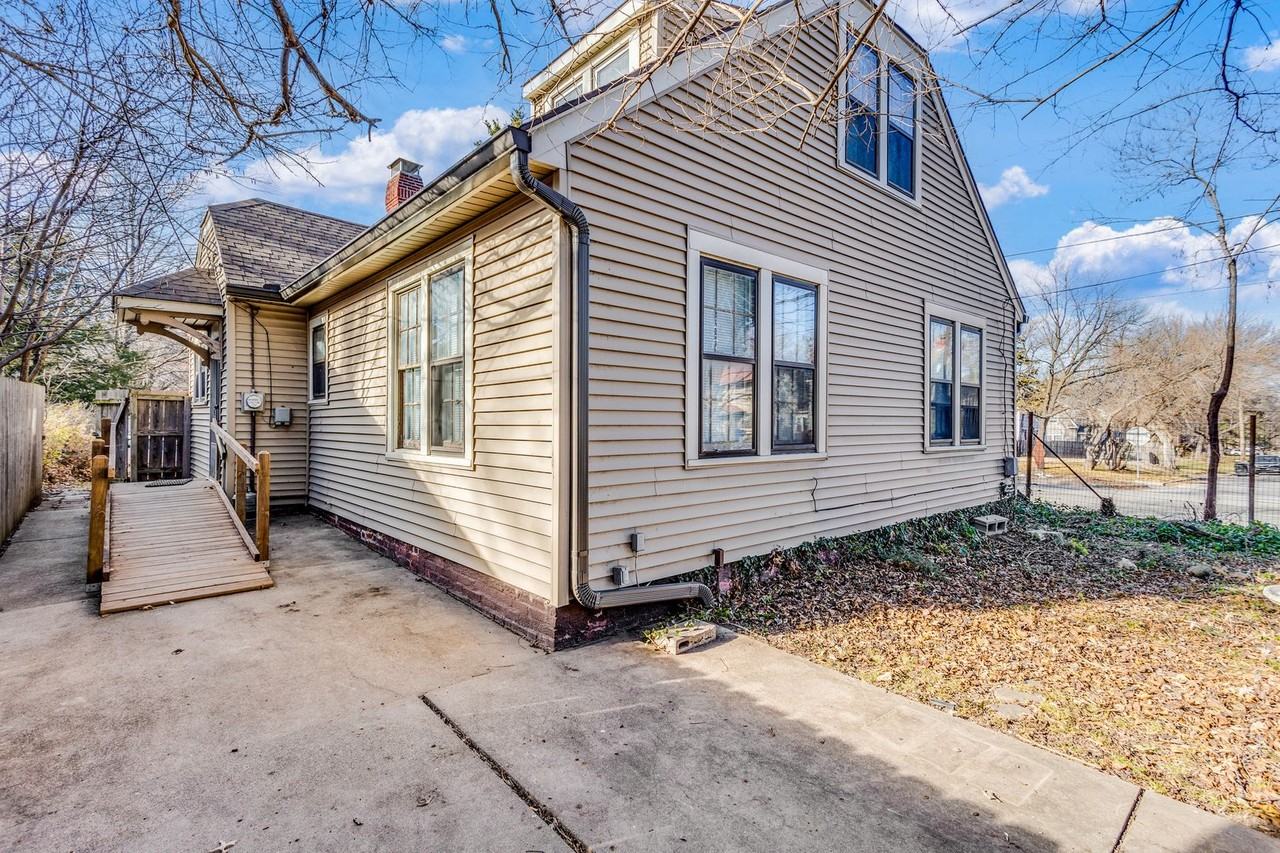 456 N Roosevelt St - Photo 6 of 10