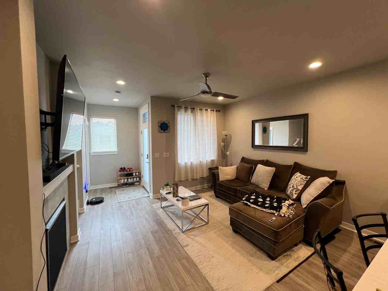 5565 Se 80th Ave - Photo 4 of 27