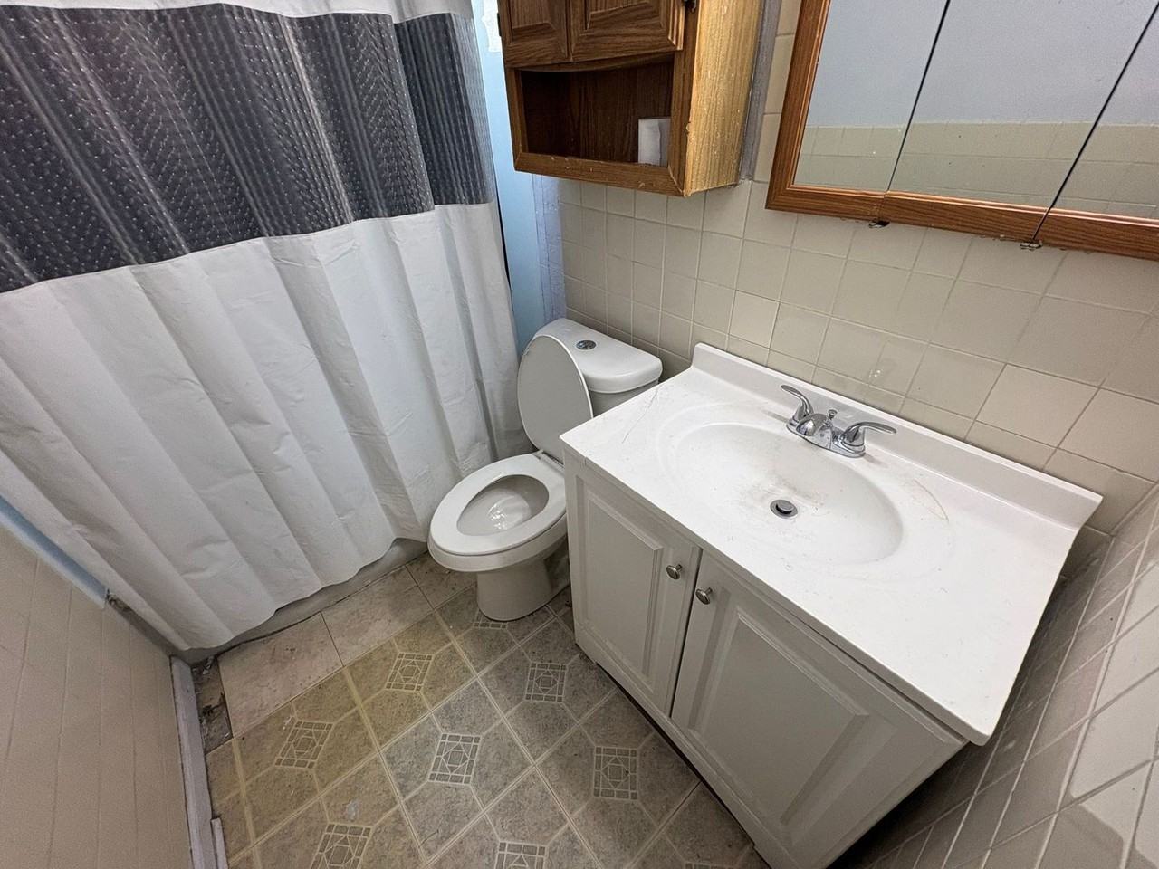 12211 Woodward Blvd - Photo 3 of 5