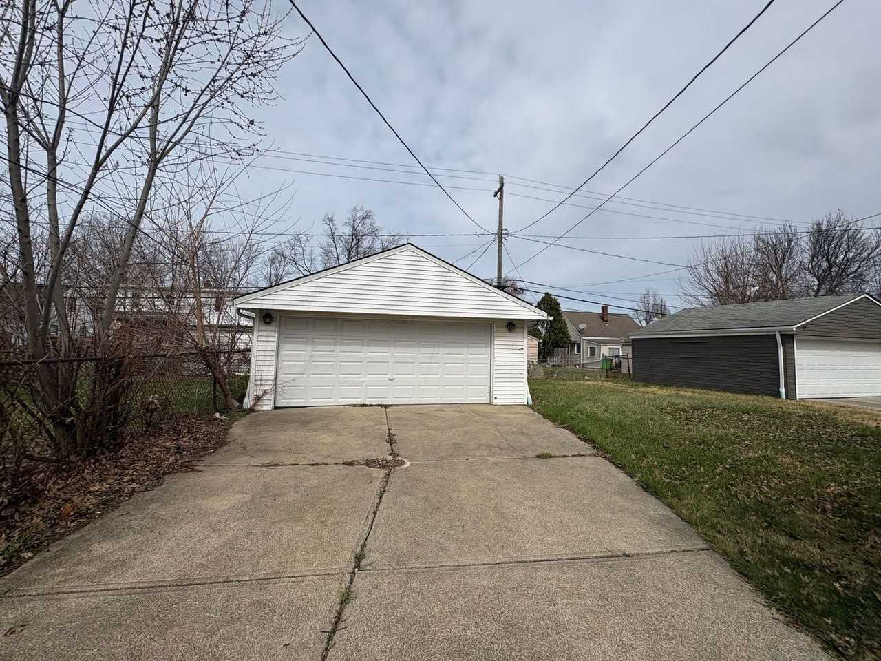 12211 Woodward Blvd - Photo 5 of 5