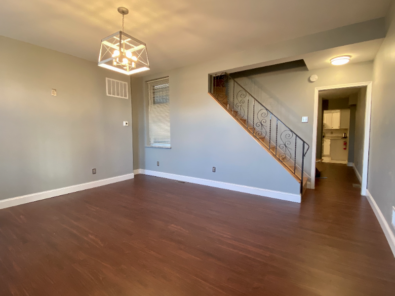 910 Winter St - Photo 3 of 14