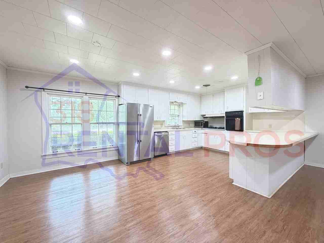 1608 W Kentucky Ave - Photo 7 of 36