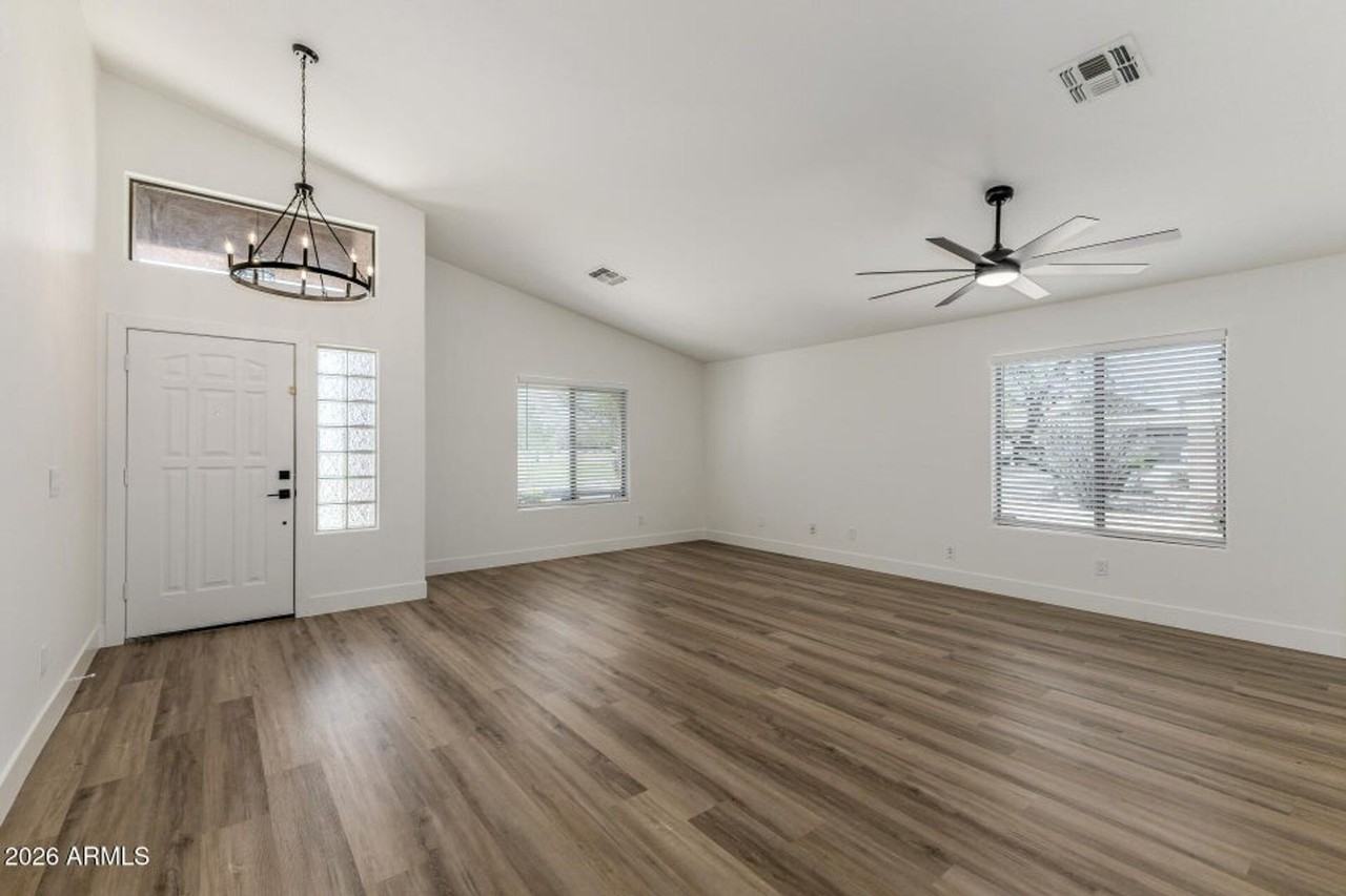 28789 N Broken Shale Dr - Photo 5 of 32