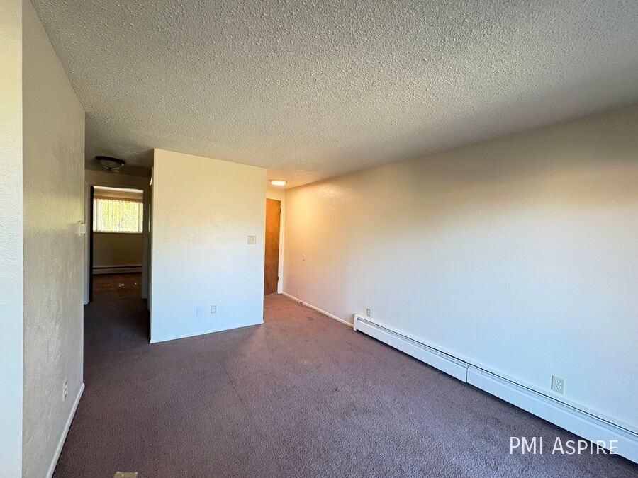 1050 17th Ave #11 - Photo 3 of 7