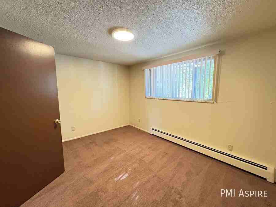 1050 17th Ave #11 - Photo 6 of 7