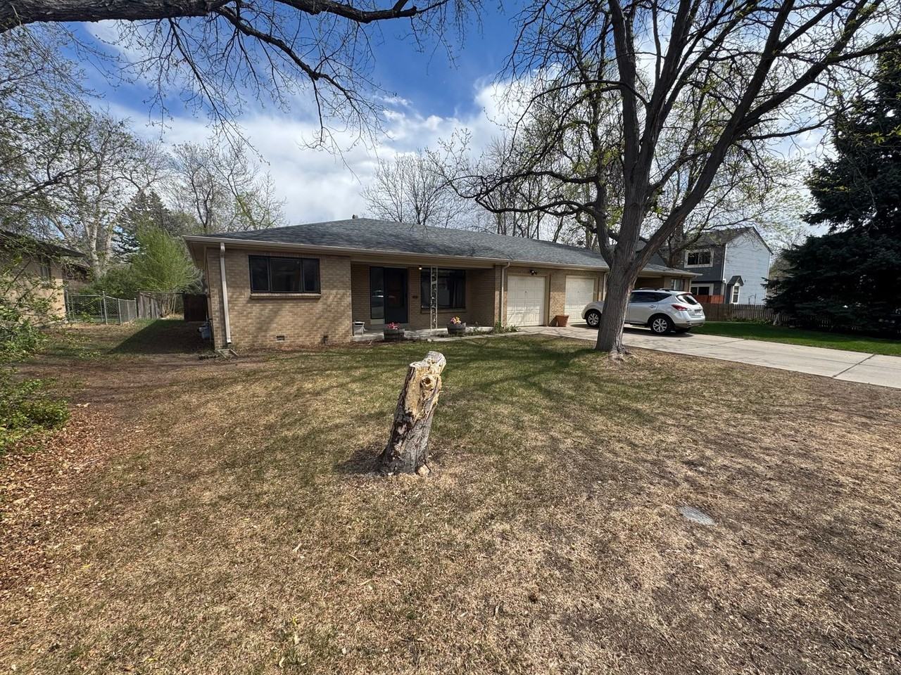 1690 Cody St - Photo 3 of 24