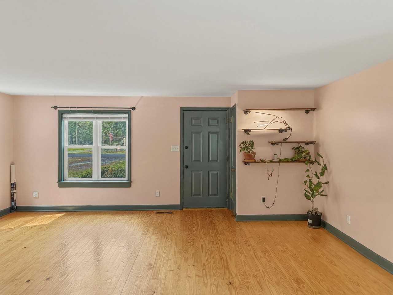 8255 Varina Rd - Photo 2 of 21