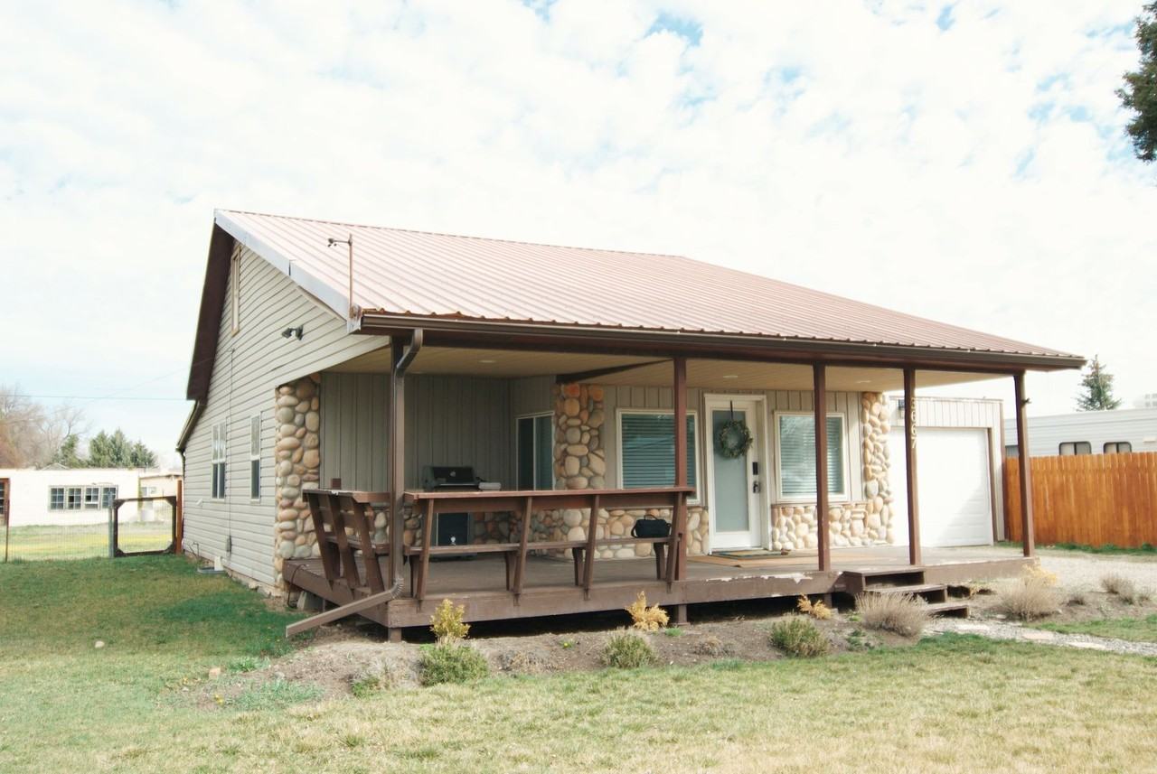 3667 E 116 N - Photo 2 of 18