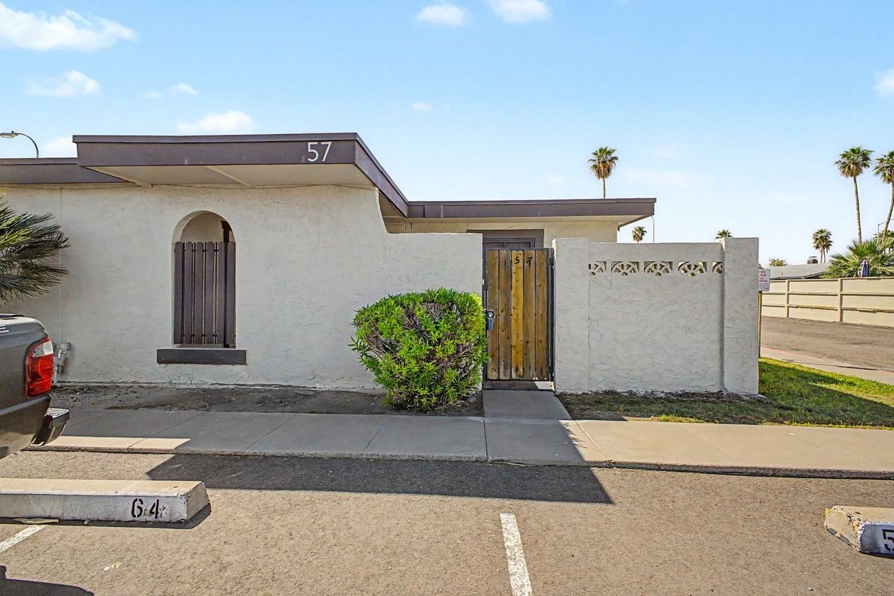 830 S Dobson Rd