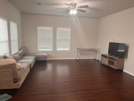 featured image of 1002 Westgate Ave