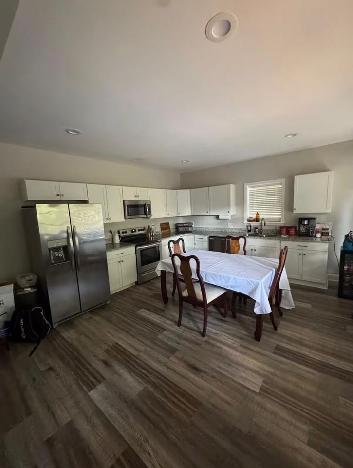 9 Dixie Ave - Photo 2 of 10