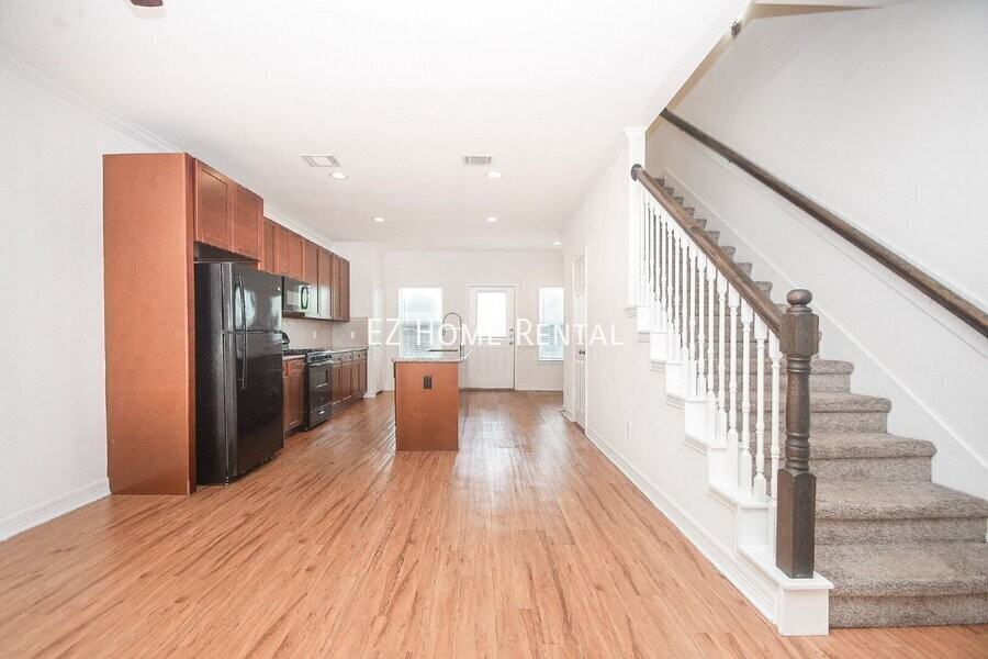 2407 Ferguson Way #1 - Photo 2 of 20