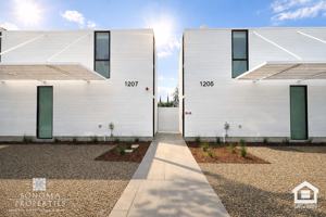 featured image of 1207 Broadway