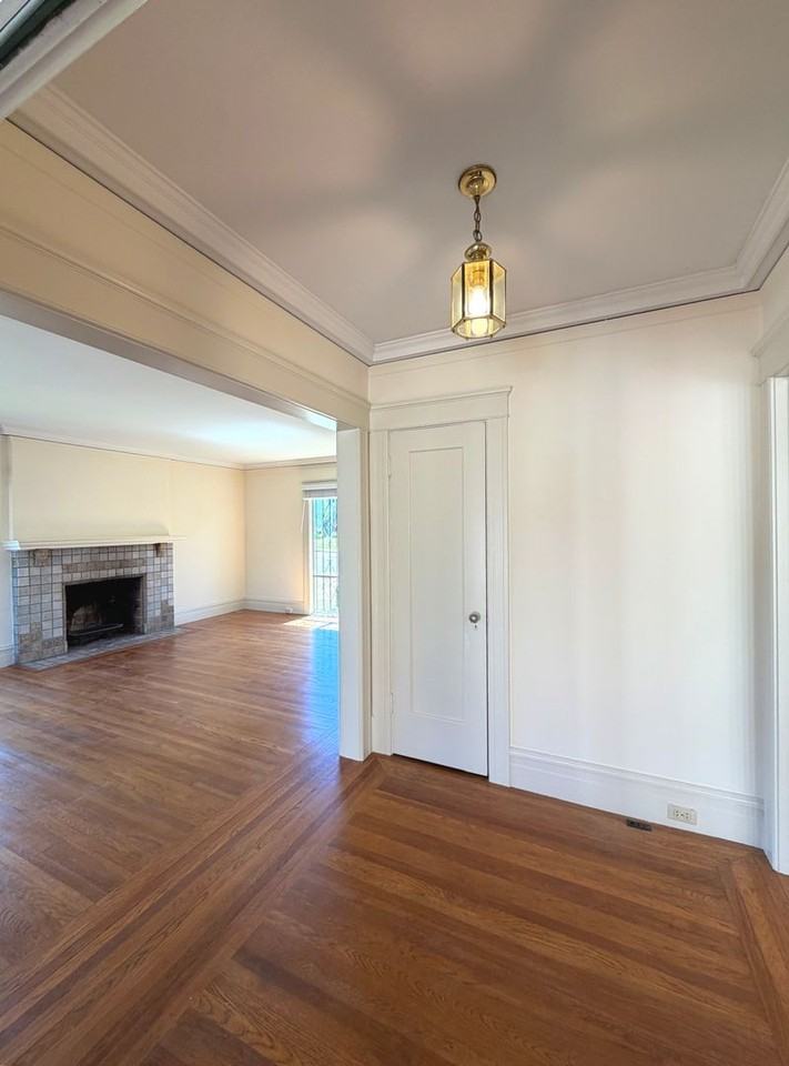 276 Santa Ana Ave - Photo 2 of 23