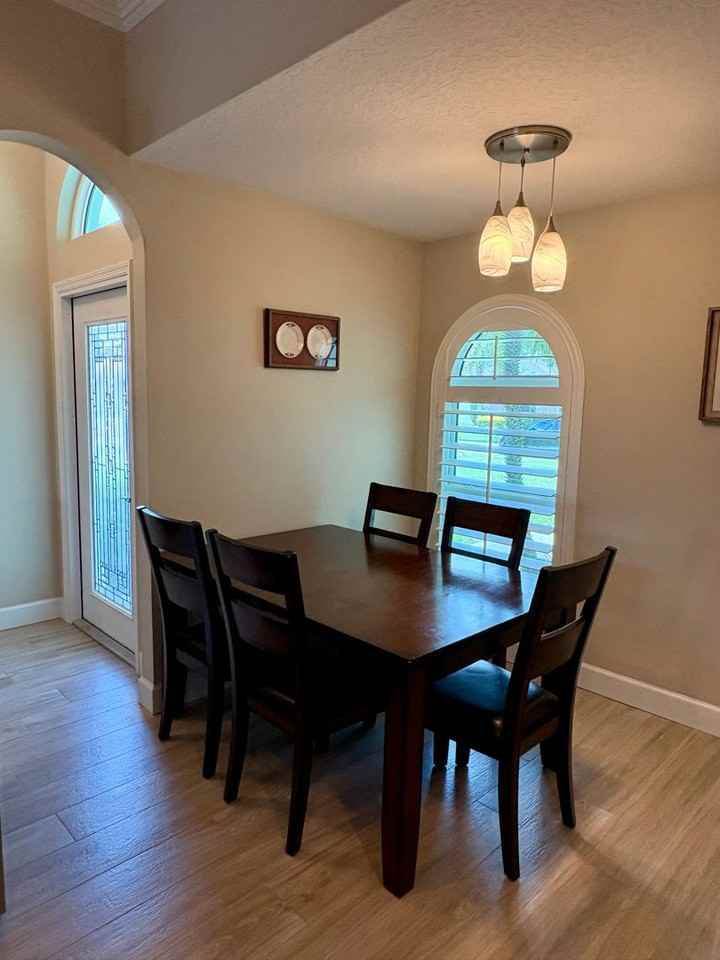 420 Nw Emilia Way - Photo 6 of 28