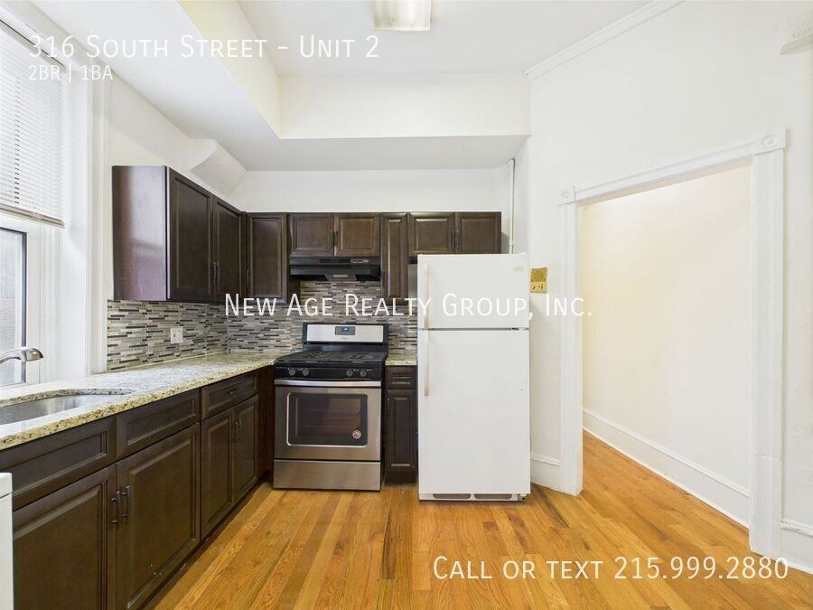 316 South St #2 - Photo 4 of 13