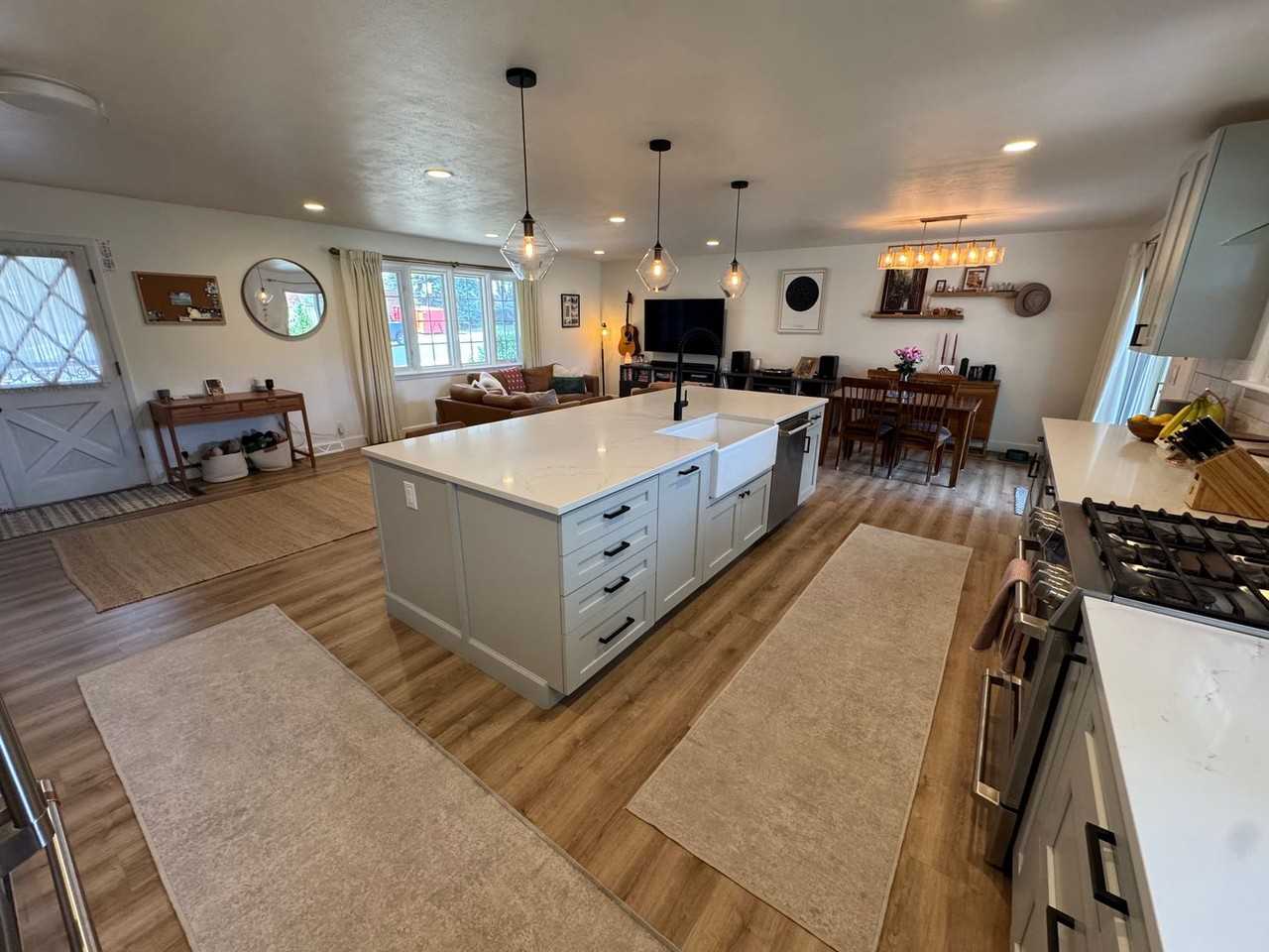 3622 S Newport Way - Photo 5 of 41