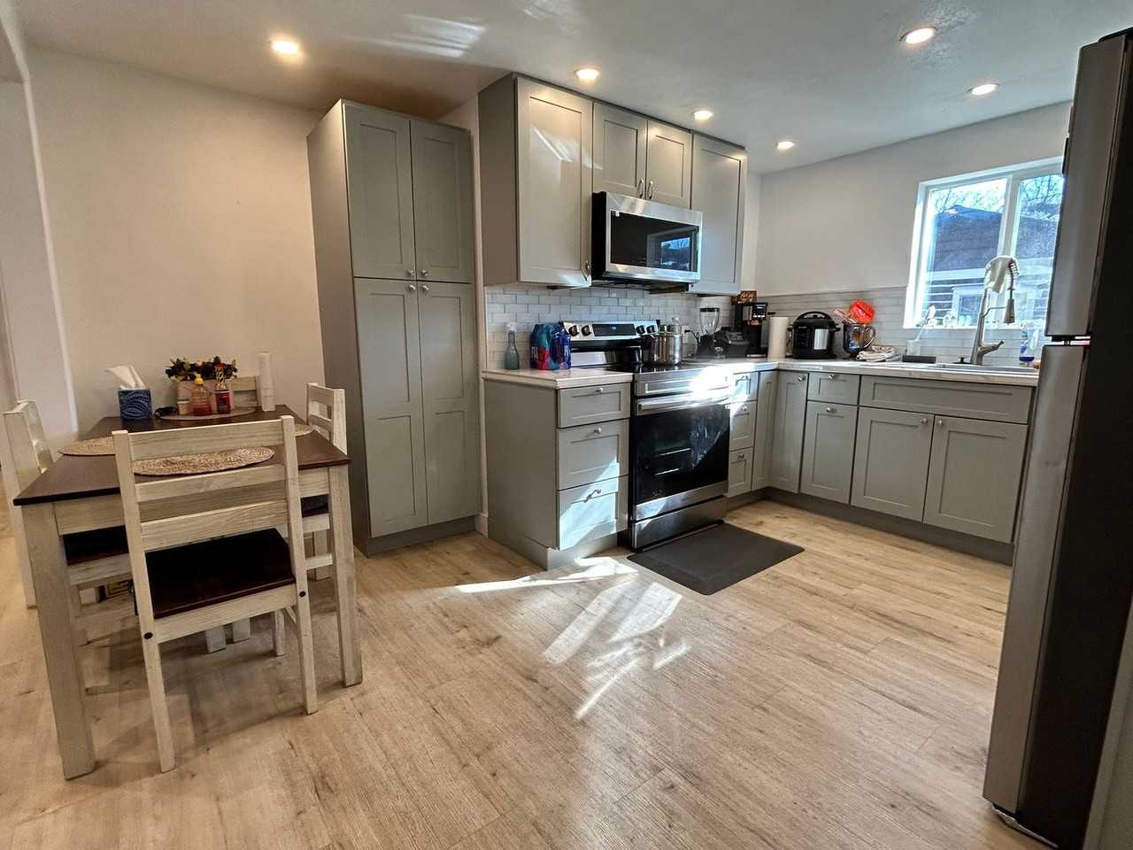 515 S Meridian Rd - Photo 6 of 21