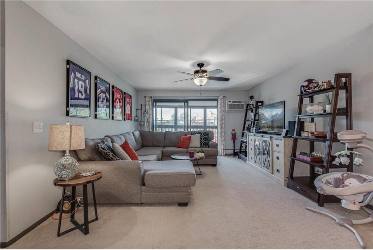 1887 Silver Bell Rd - Photo 5 of 16