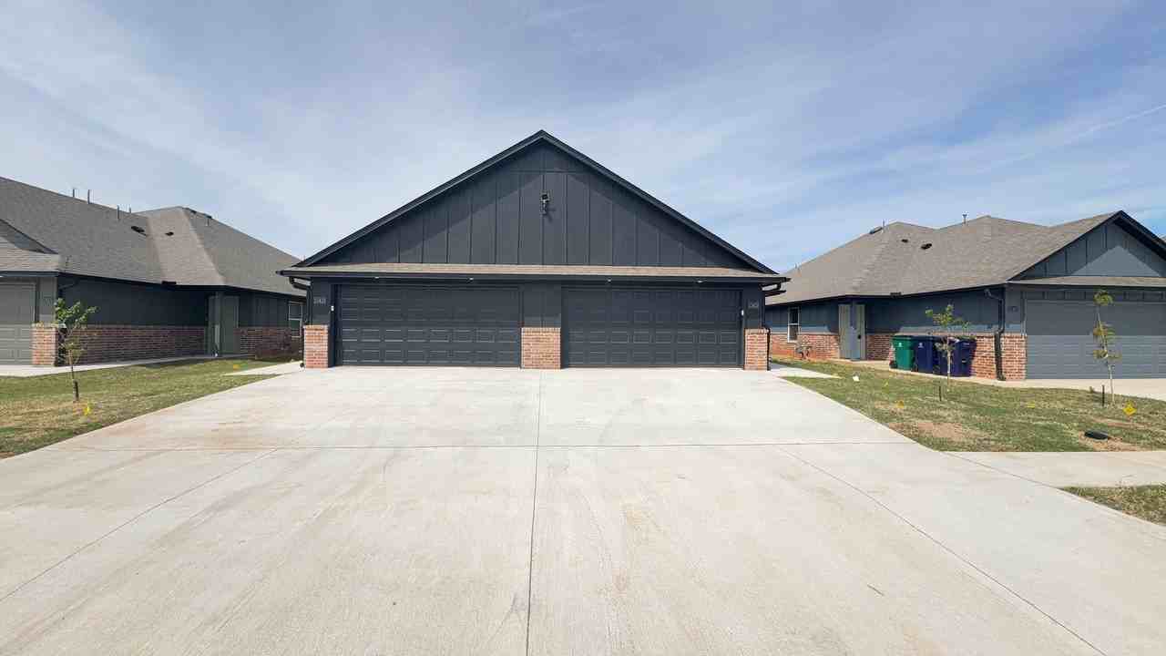 11413 N University Ave - Photo 3 of 24