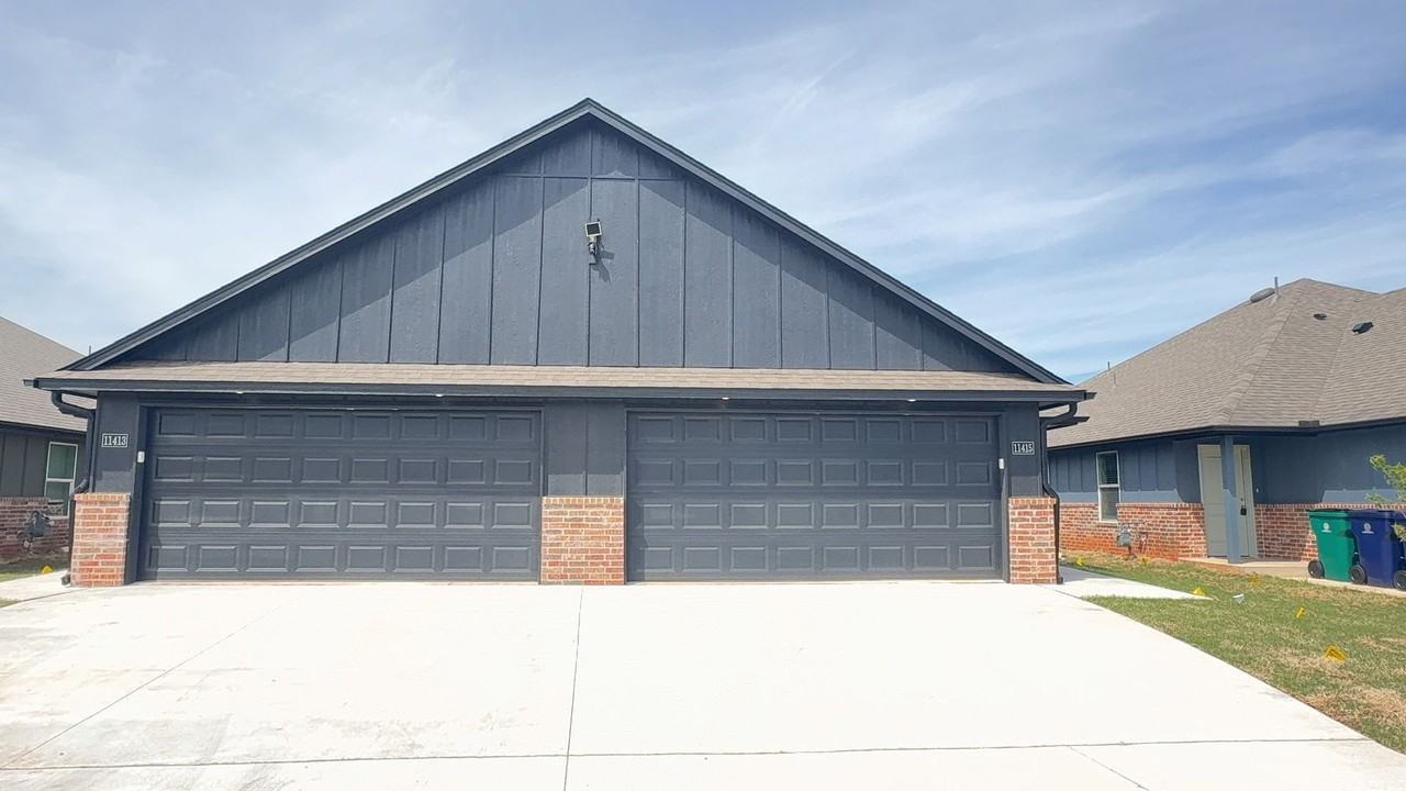 11413 N University Ave - Photo 4 of 24